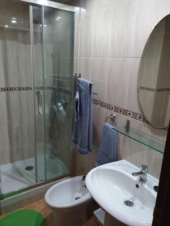 De Manuela * Malaga